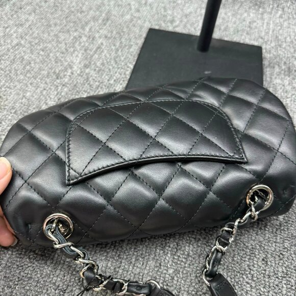 100% Authentic CHANEL Belt Bag - Picture 2 of 14